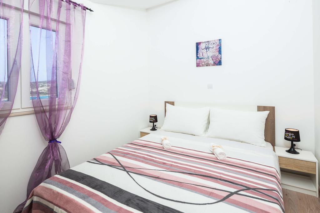 Apartments Sucic سيفيد الغرفة الصورة