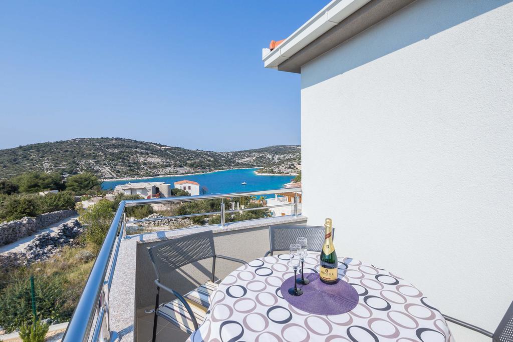 Apartments Sucic سيفيد الغرفة الصورة