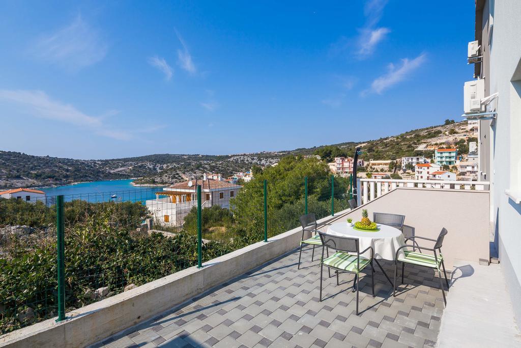 Apartments Sucic سيفيد الغرفة الصورة