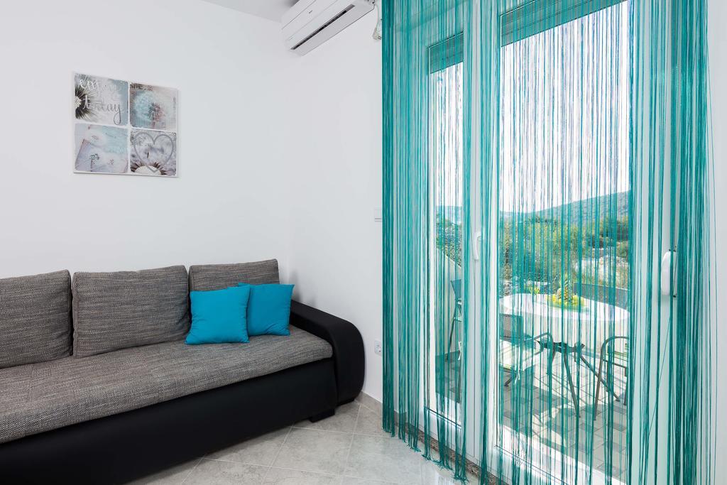 Apartments Sucic سيفيد الغرفة الصورة