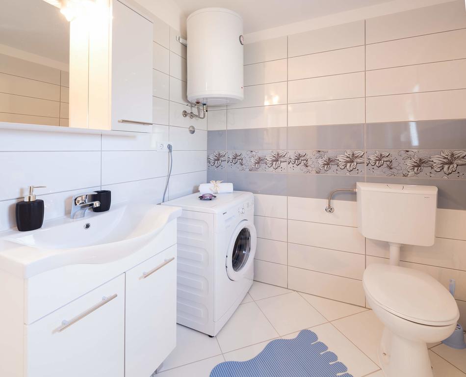 Apartments Sucic سيفيد الغرفة الصورة