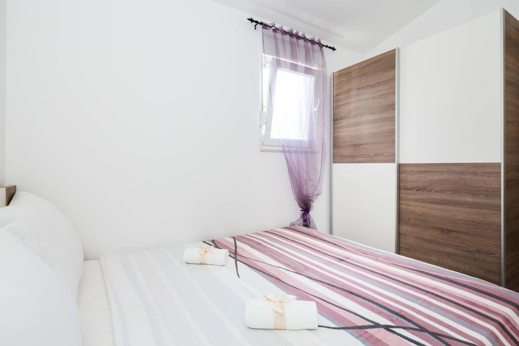 Apartments Sucic سيفيد الغرفة الصورة