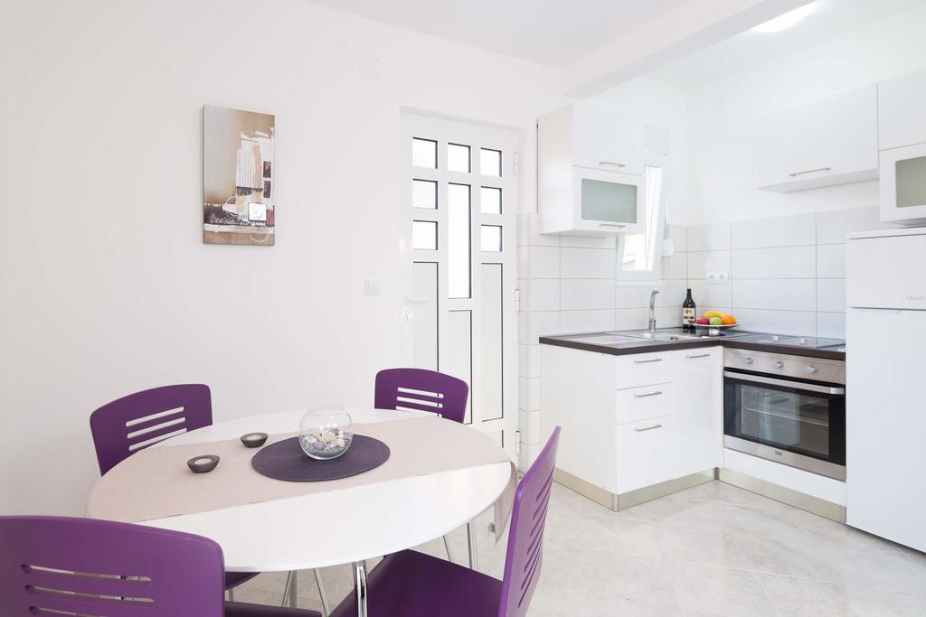 Apartments Sucic سيفيد الغرفة الصورة
