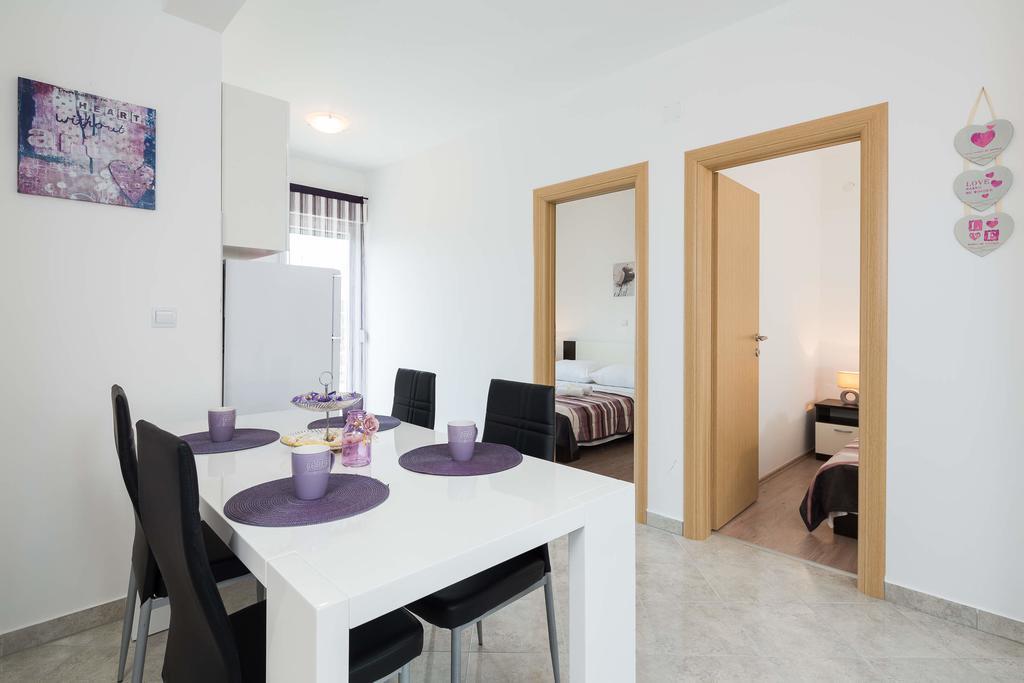 Apartments Sucic سيفيد الغرفة الصورة