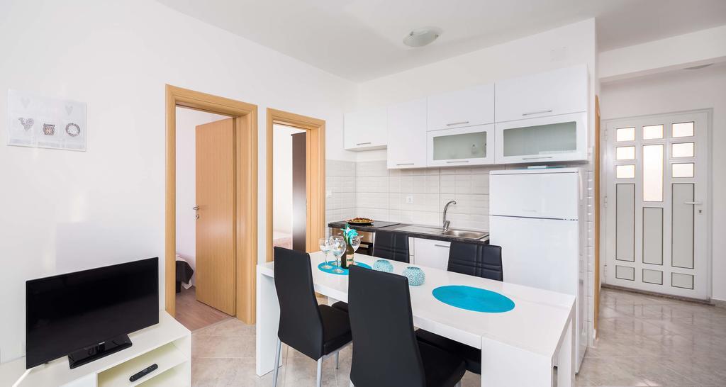 Apartments Sucic سيفيد الغرفة الصورة